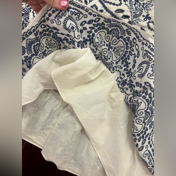 BCBGMaxAzria Black and Cream Patterned Blouse - Picture 5 of 5